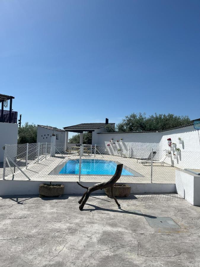 El Gallinero Almoharin Exterior foto
